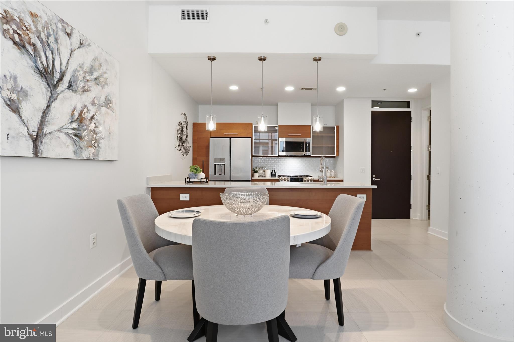 MIDTOWN AT RESTON TOWN CENTER - Residential