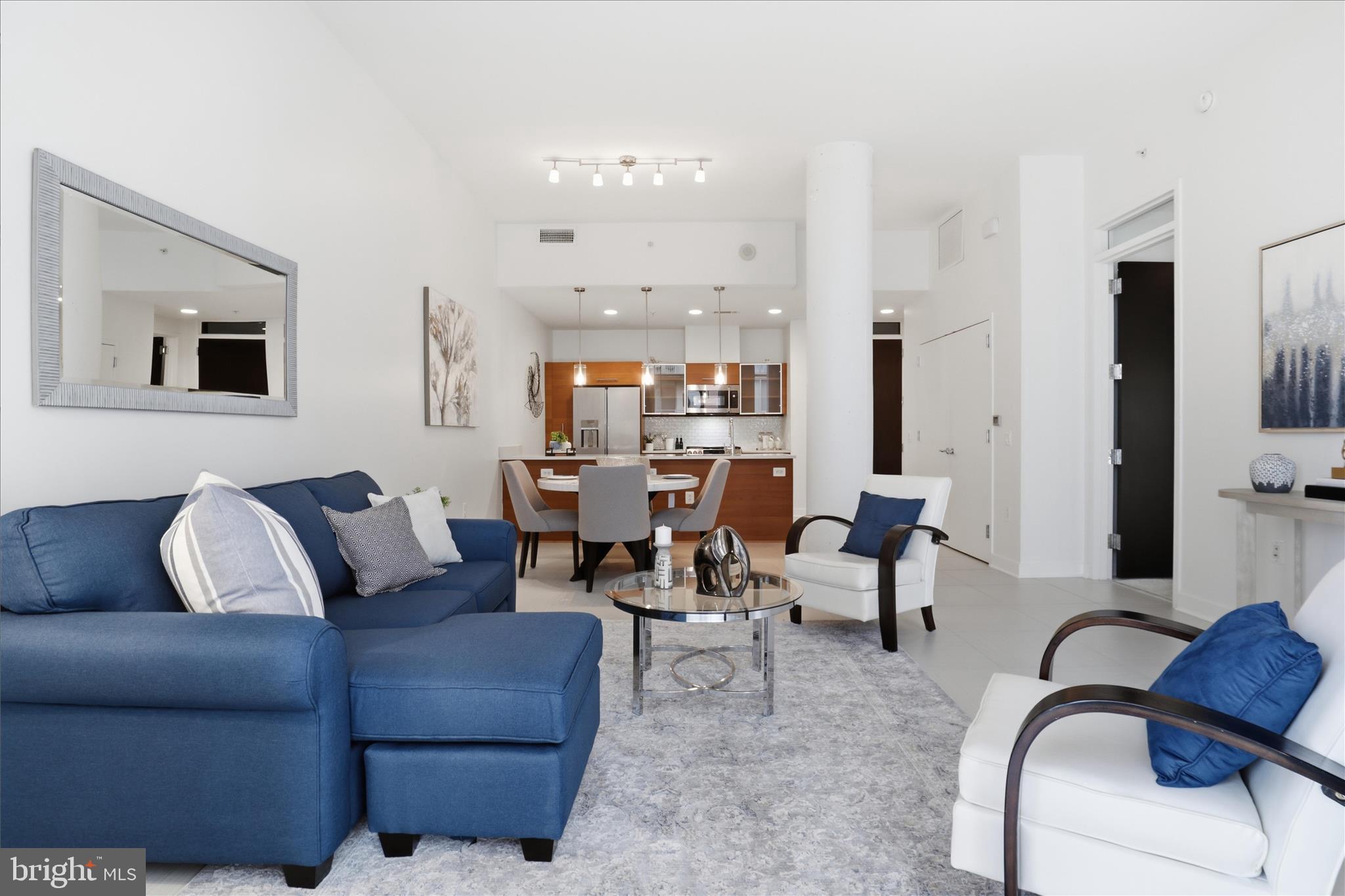 MIDTOWN AT RESTON TOWN CENTER - Residential