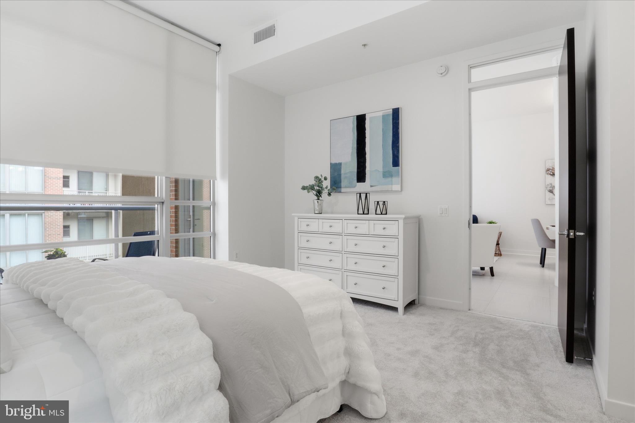 MIDTOWN AT RESTON TOWN CENTER - Residential