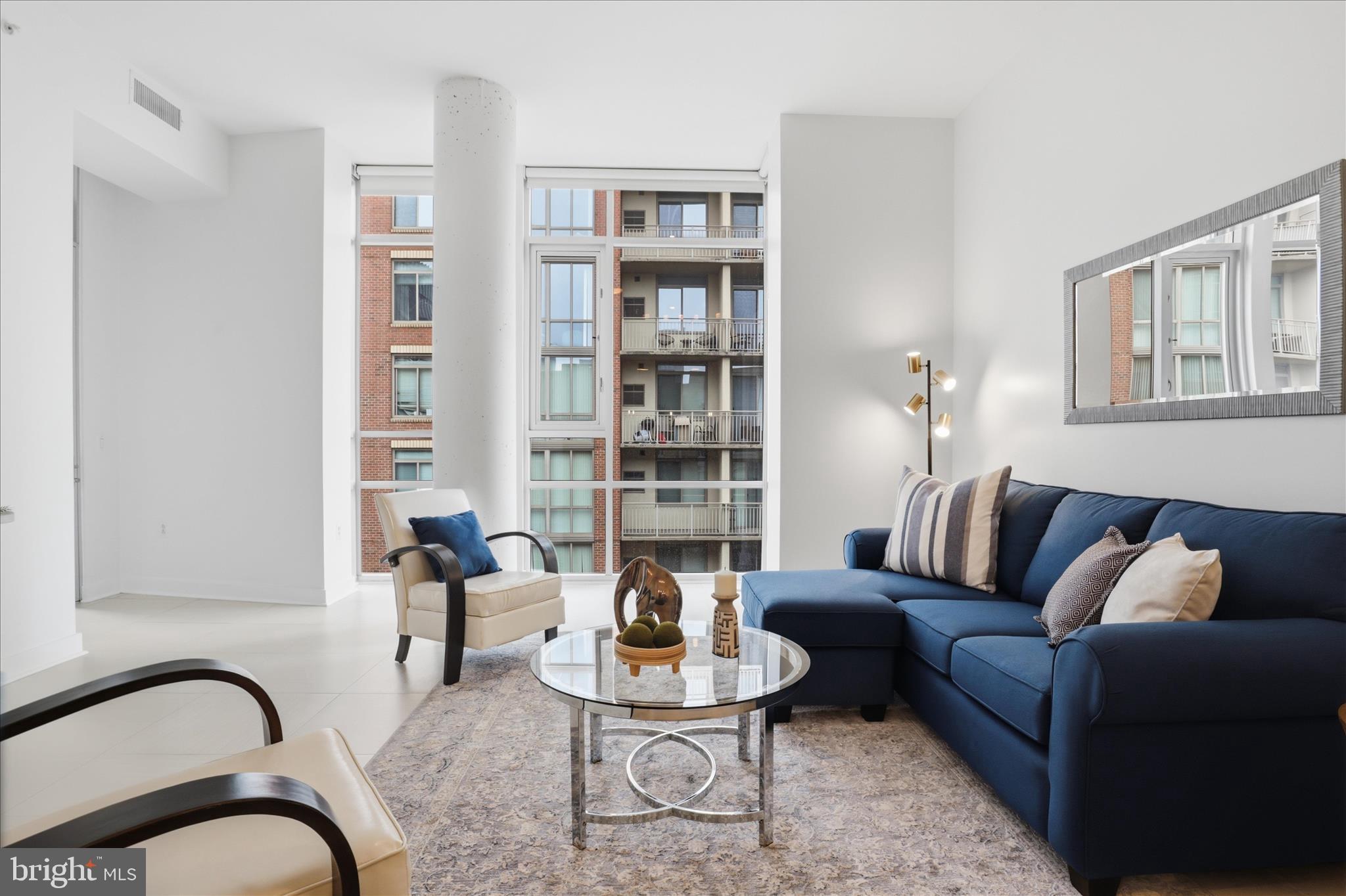 MIDTOWN AT RESTON TOWN CENTER - Residential