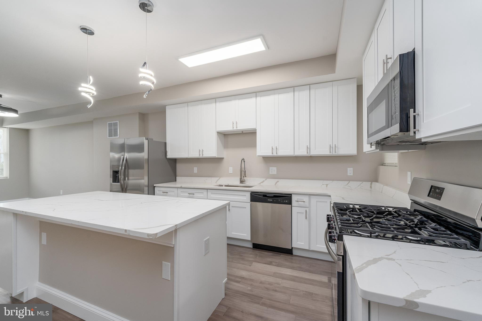 WAVERLY - Residential