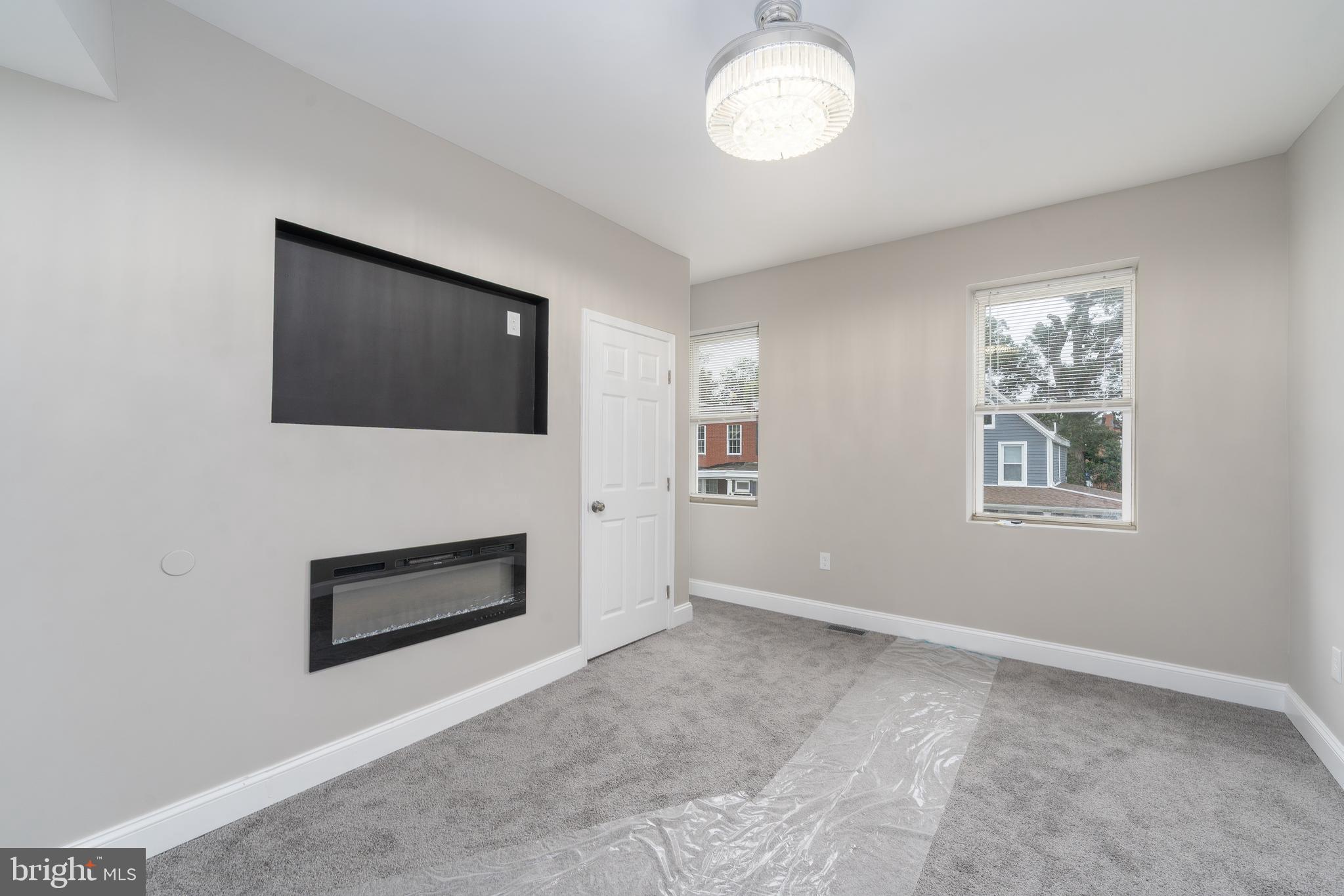 WAVERLY - Residential