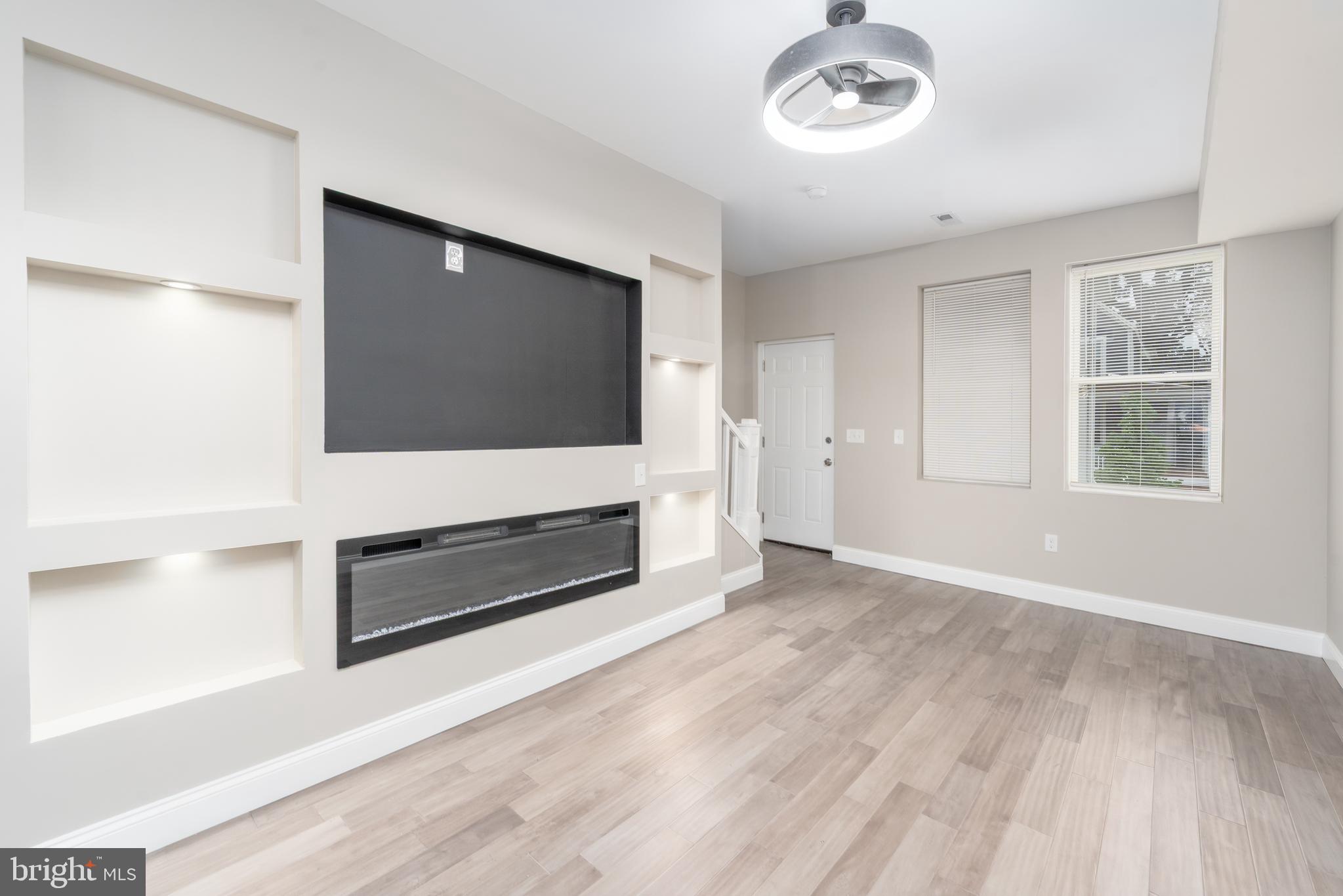 WAVERLY - Residential