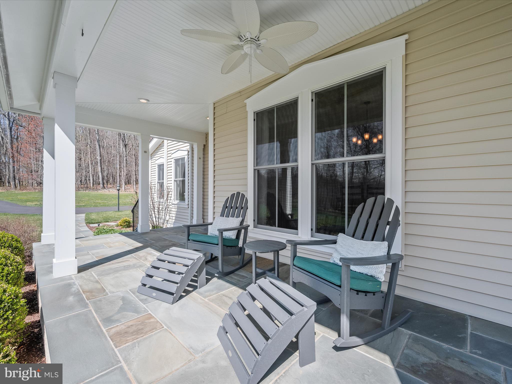 10152 SYCAMORE HOLLOW LANE