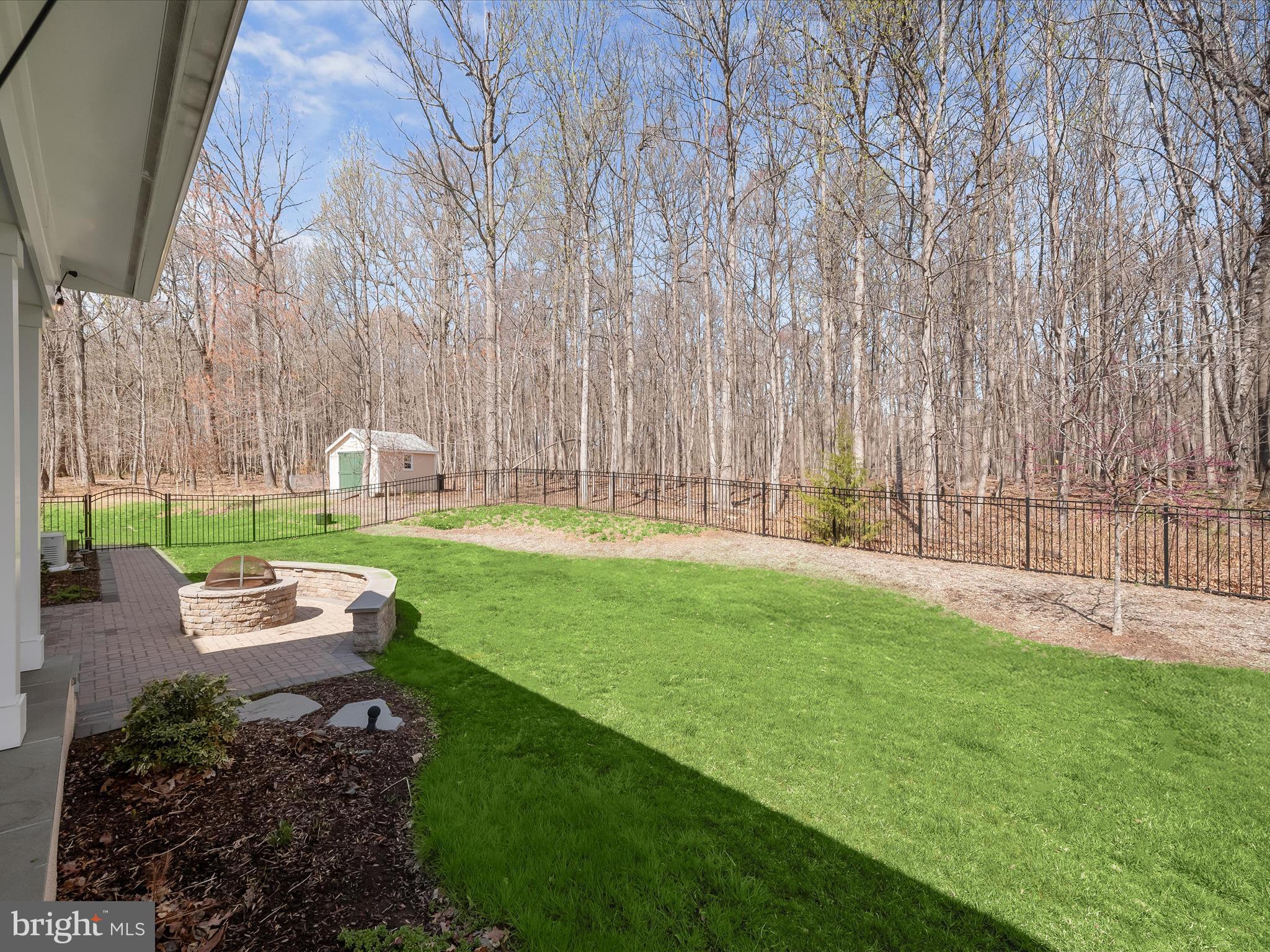 LONG MEADOWS AT DAVIS MILL - Residential