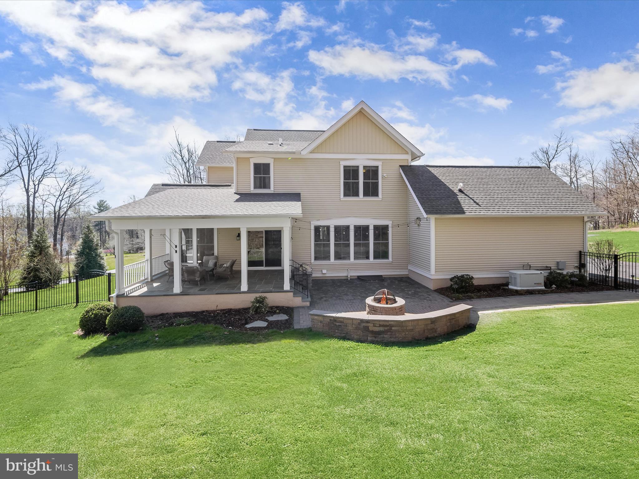 LONG MEADOWS AT DAVIS MILL - Residential