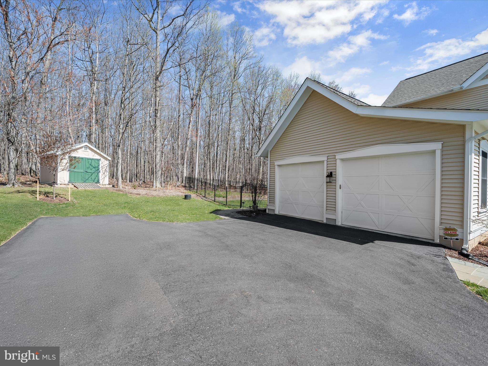 LONG MEADOWS AT DAVIS MILL - Residential