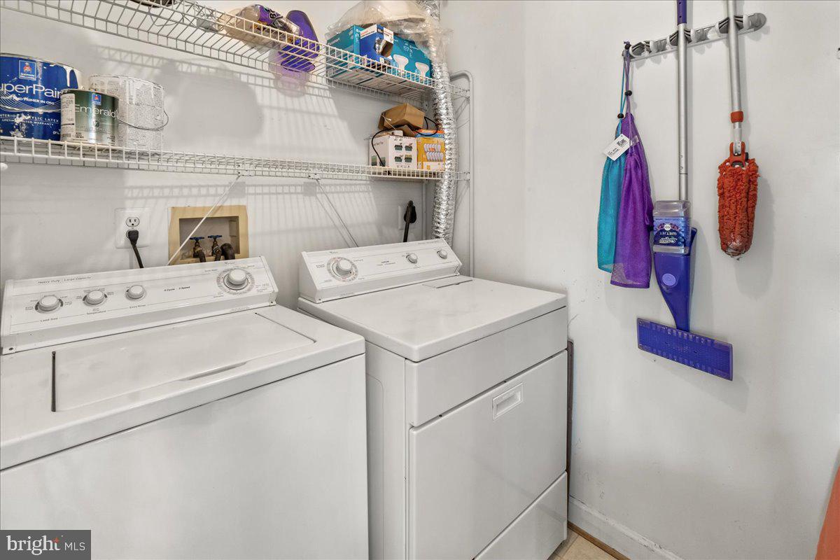 SPRING RIDGE - Residential