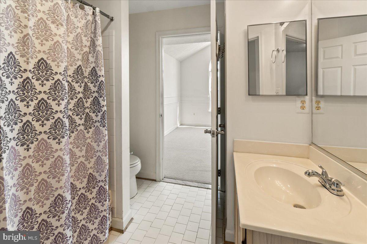 SPRING RIDGE - Residential