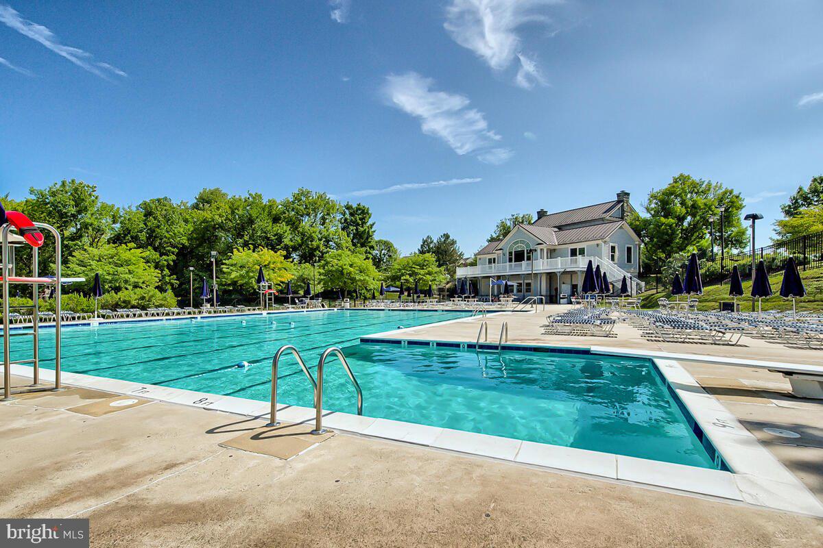 SPRING RIDGE - Residential