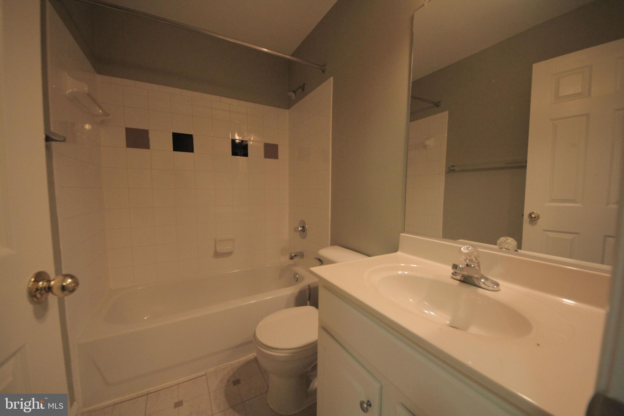 PARKSIDE AT ASHBURN - Residential Lease