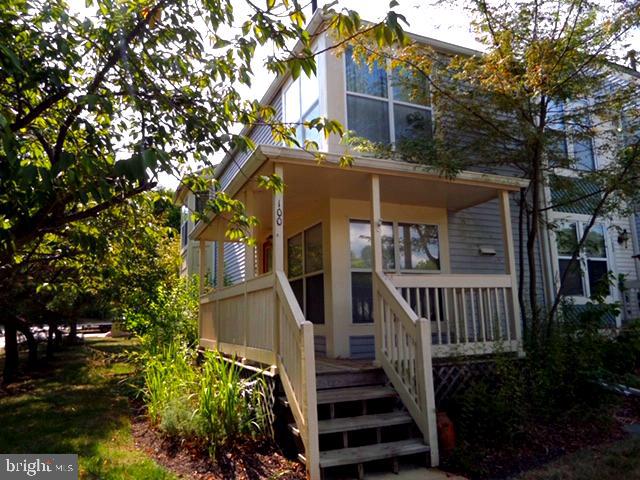 RUSSETT - Residential