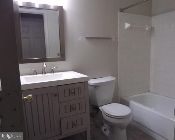 RUSSETT - Residential