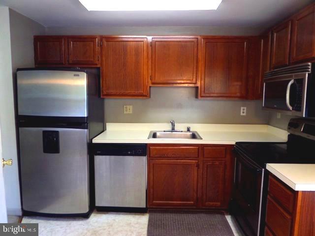 RUSSETT - Residential