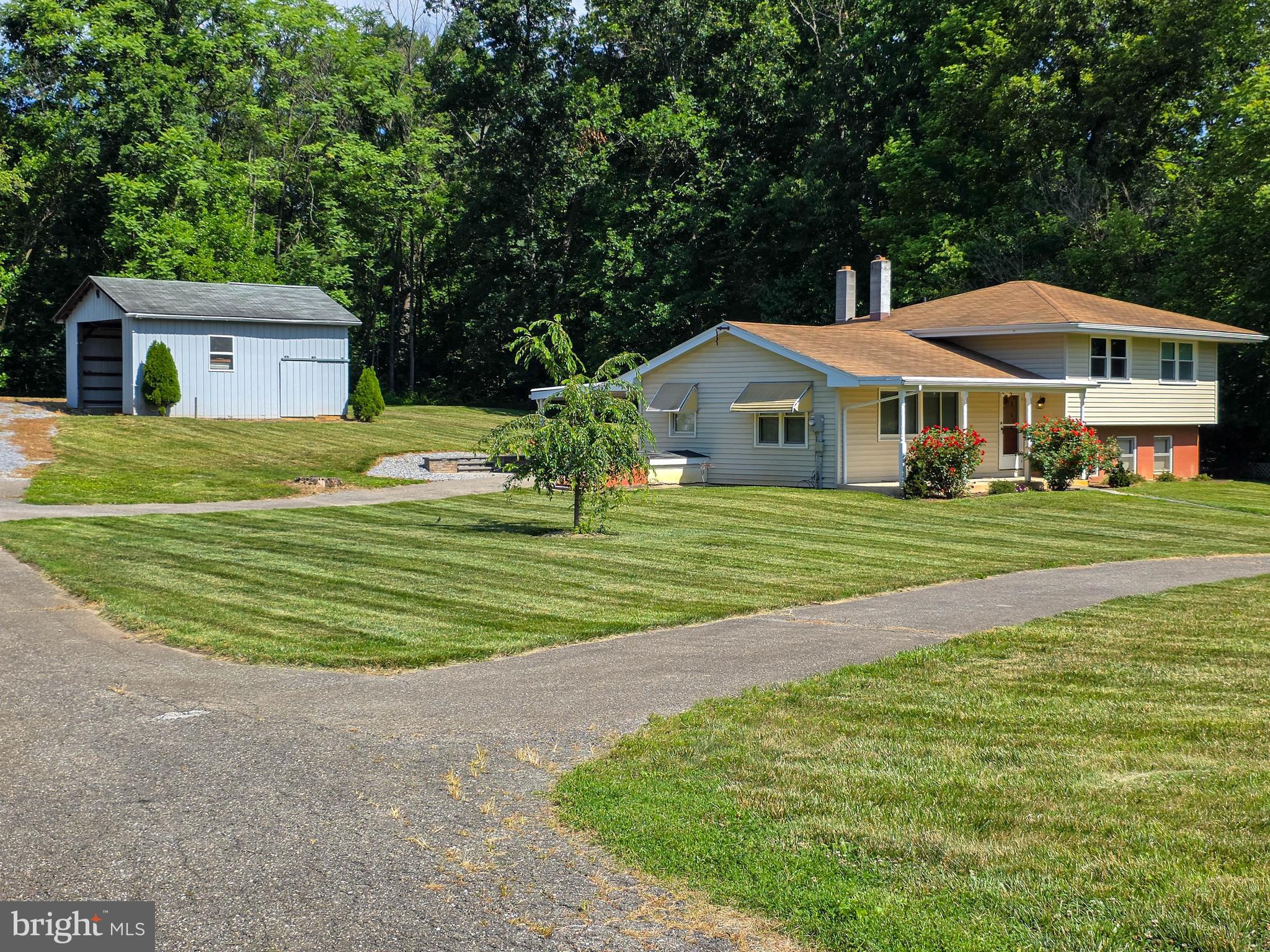 8522 NECK ROAD