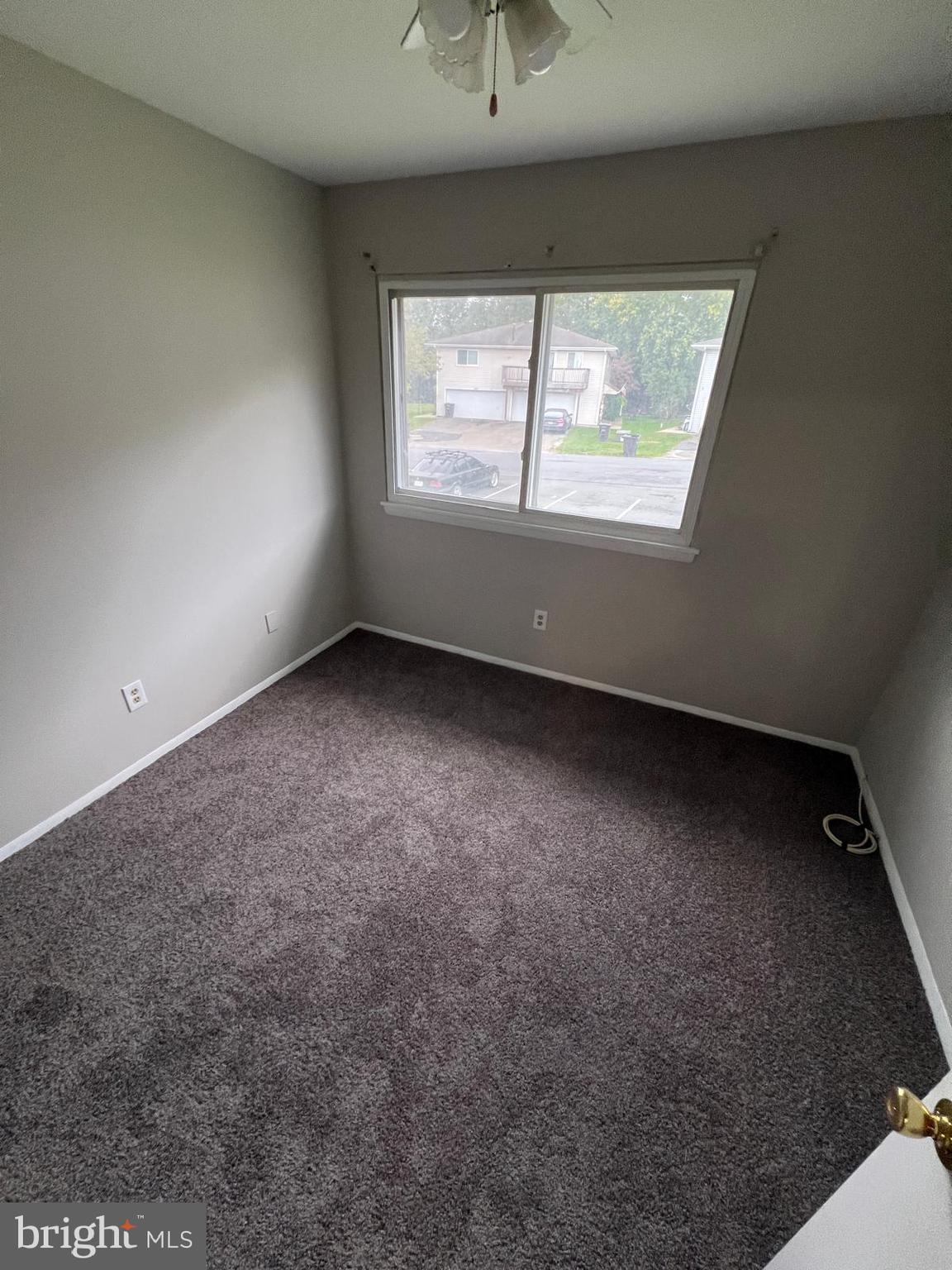 EDGEWATER VILLAGE - Residential