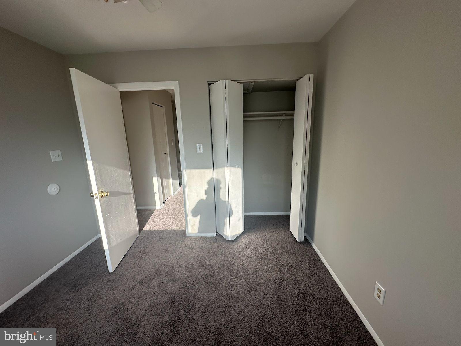 EDGEWATER VILLAGE - Residential