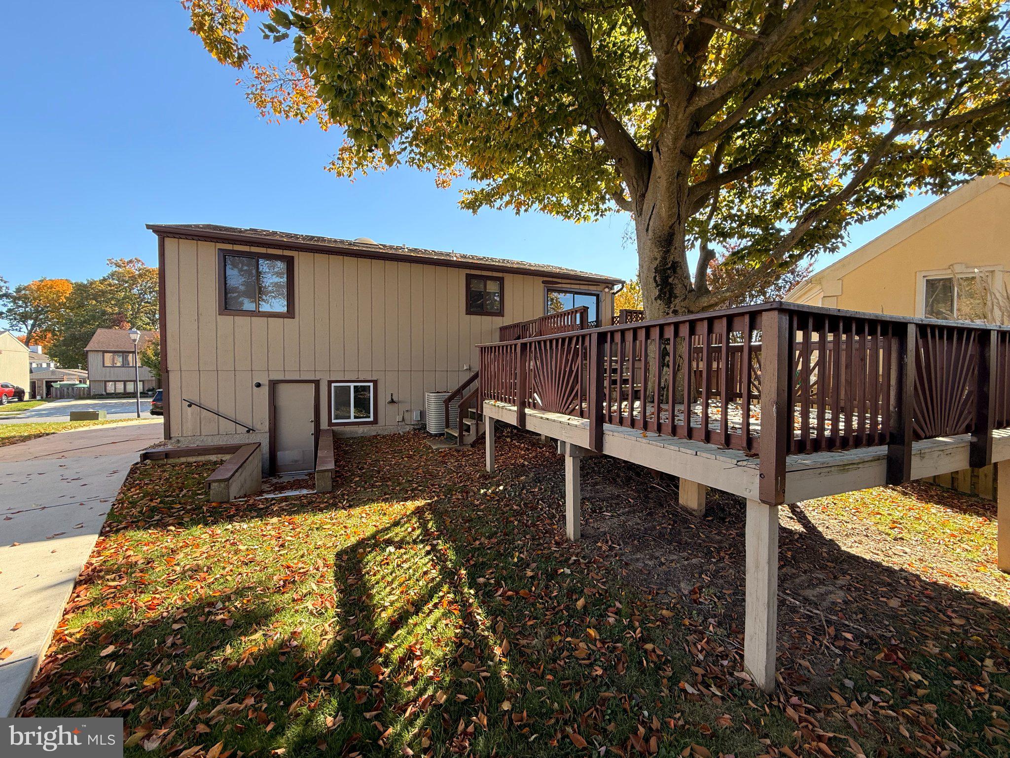 129 HOLLY CIRCLE