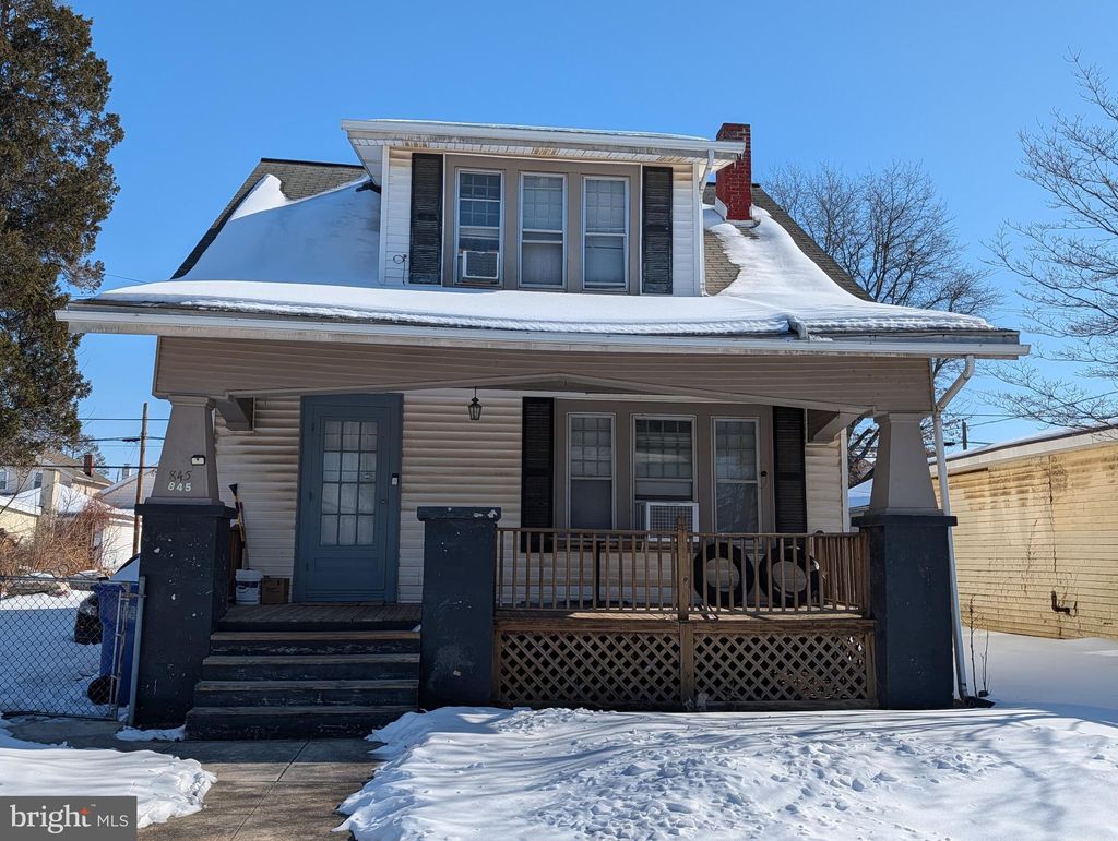 Photo of 845 S Albemarle Street, YORK, PA 17403 (MLS # PAYK2097116)