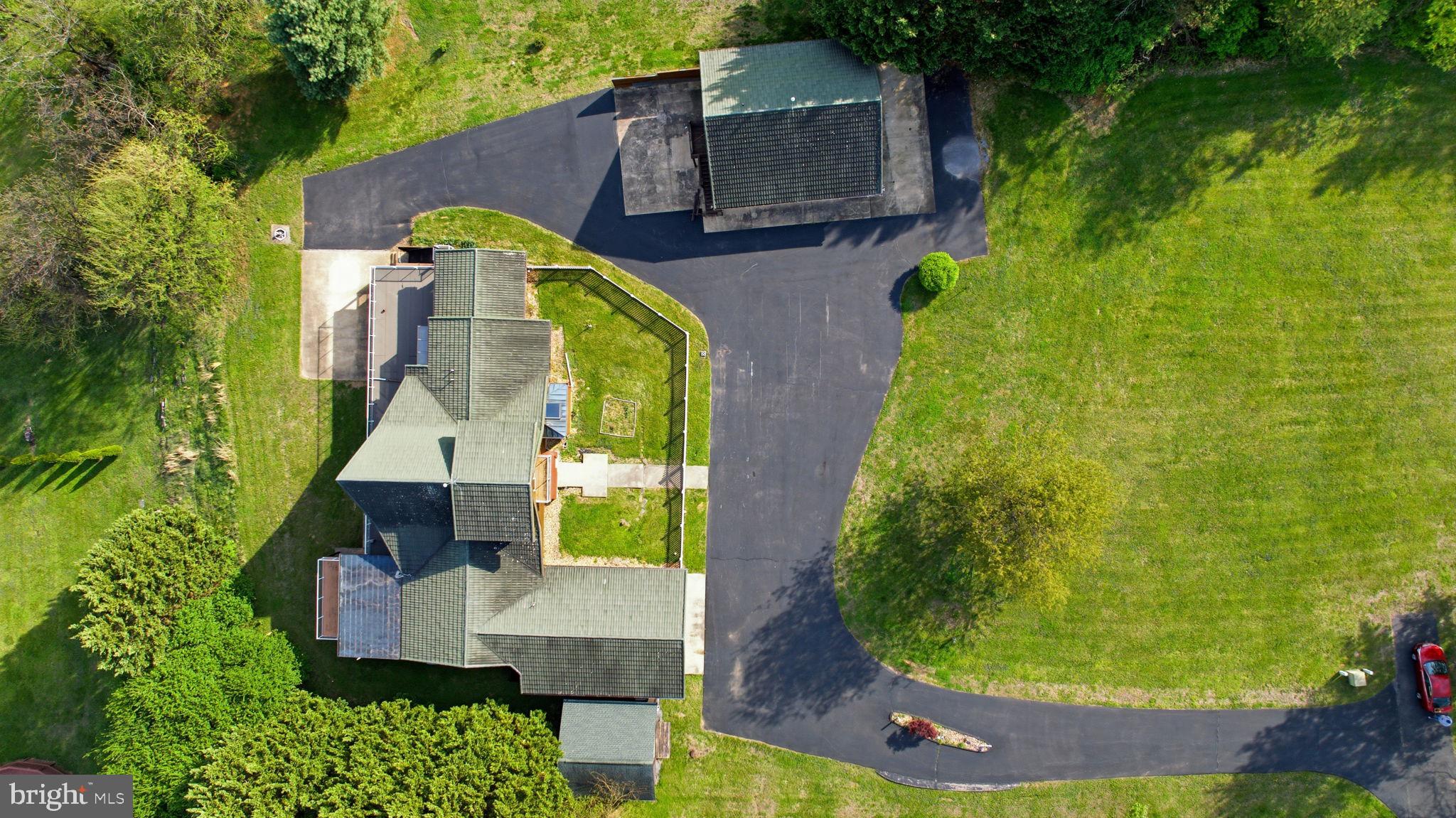 HIGH POINTE - Residential