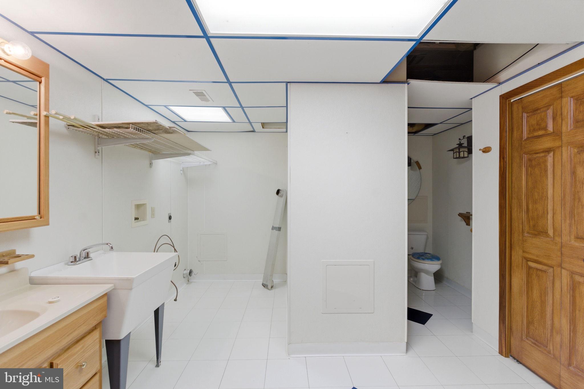 HIGH POINTE - Residential