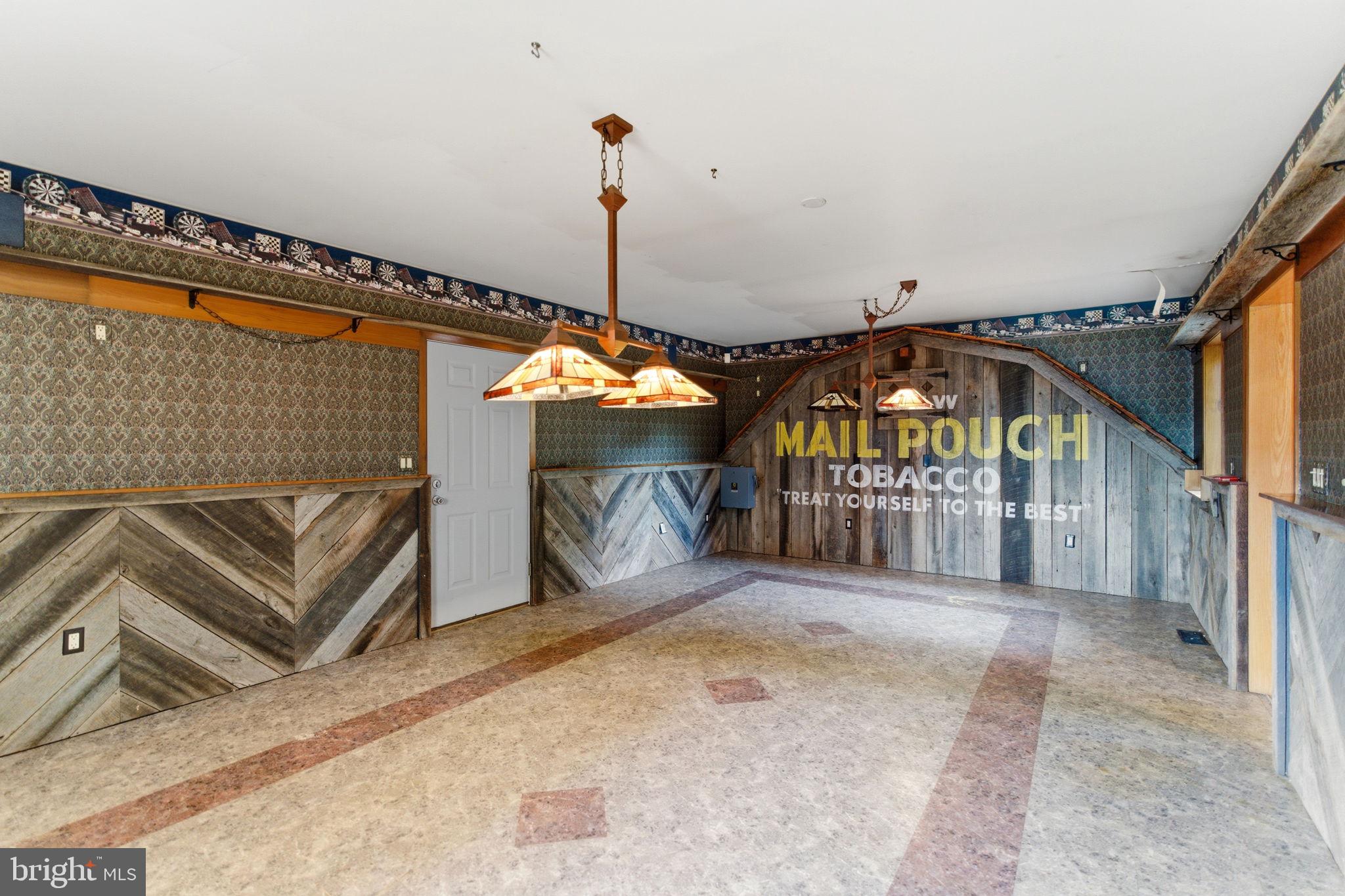 HIGH POINTE - Residential