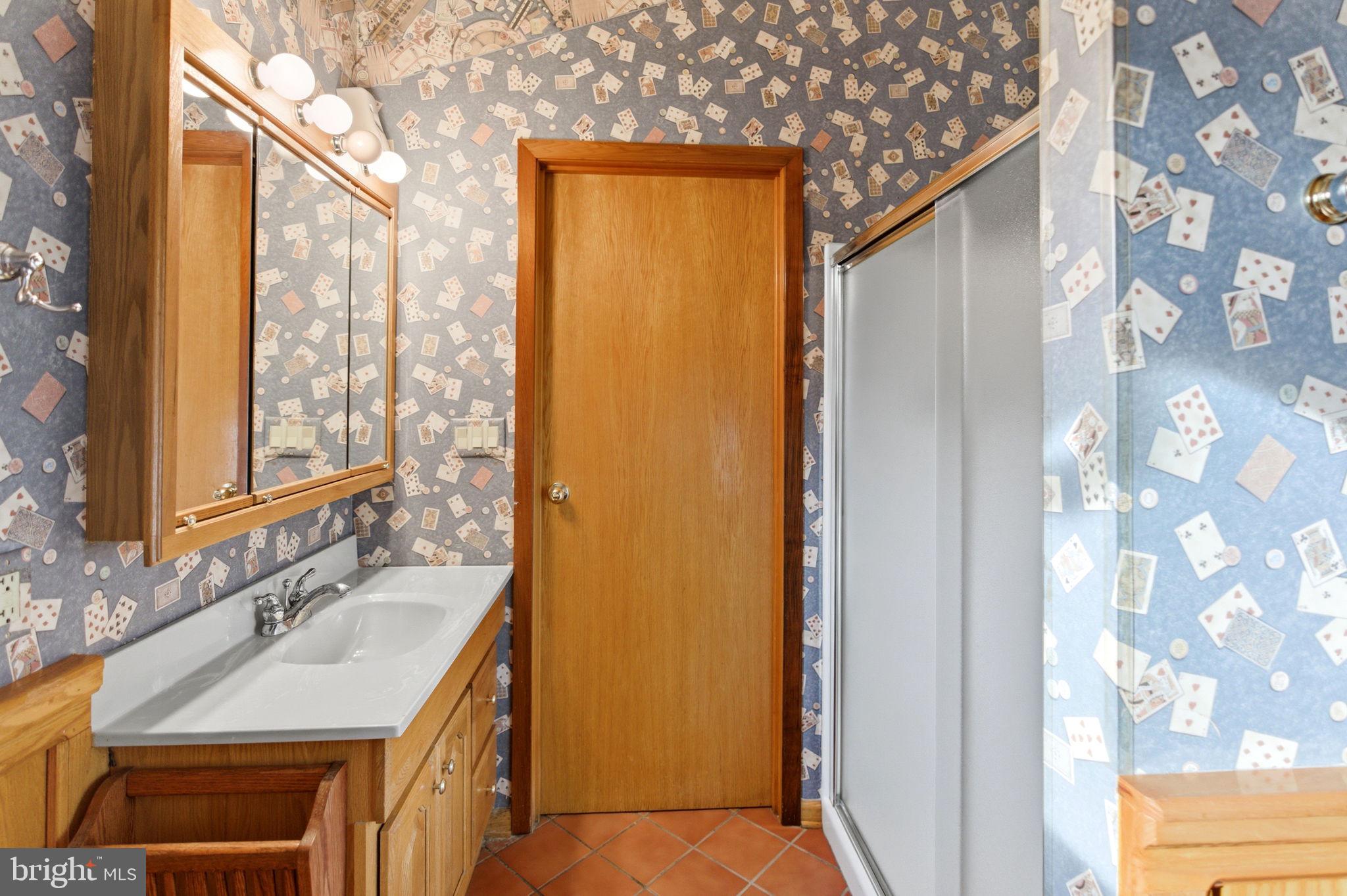 HIGH POINTE - Residential