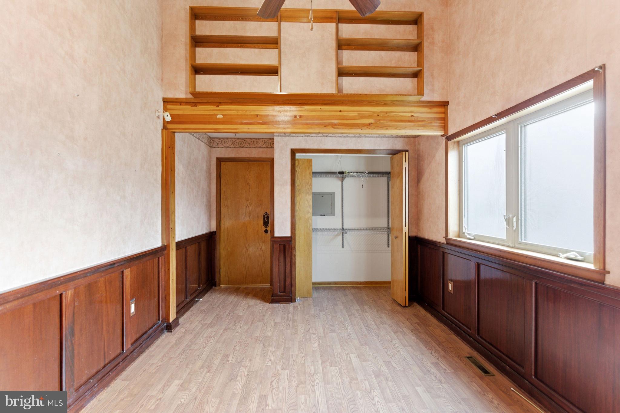 HIGH POINTE - Residential