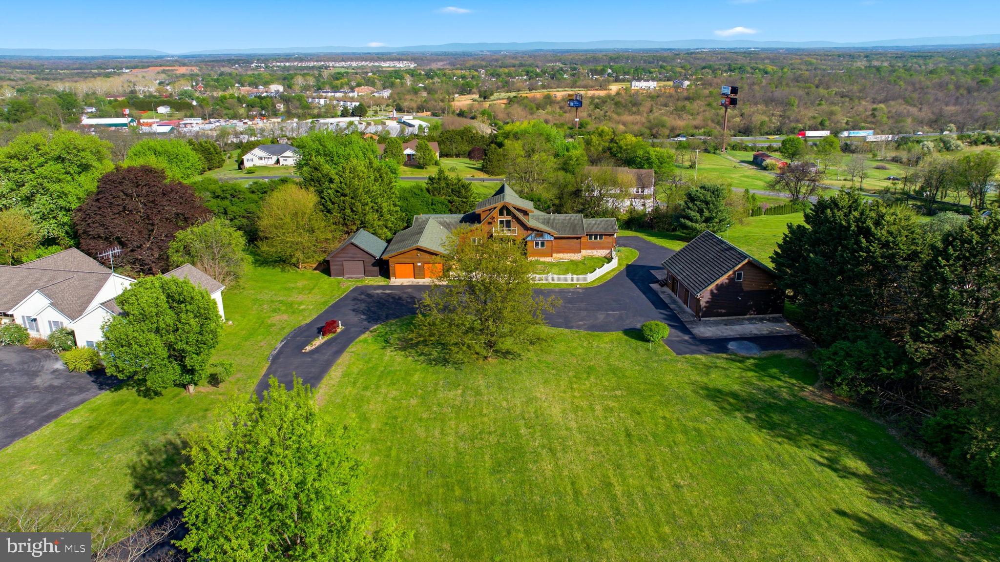 HIGH POINTE - Residential