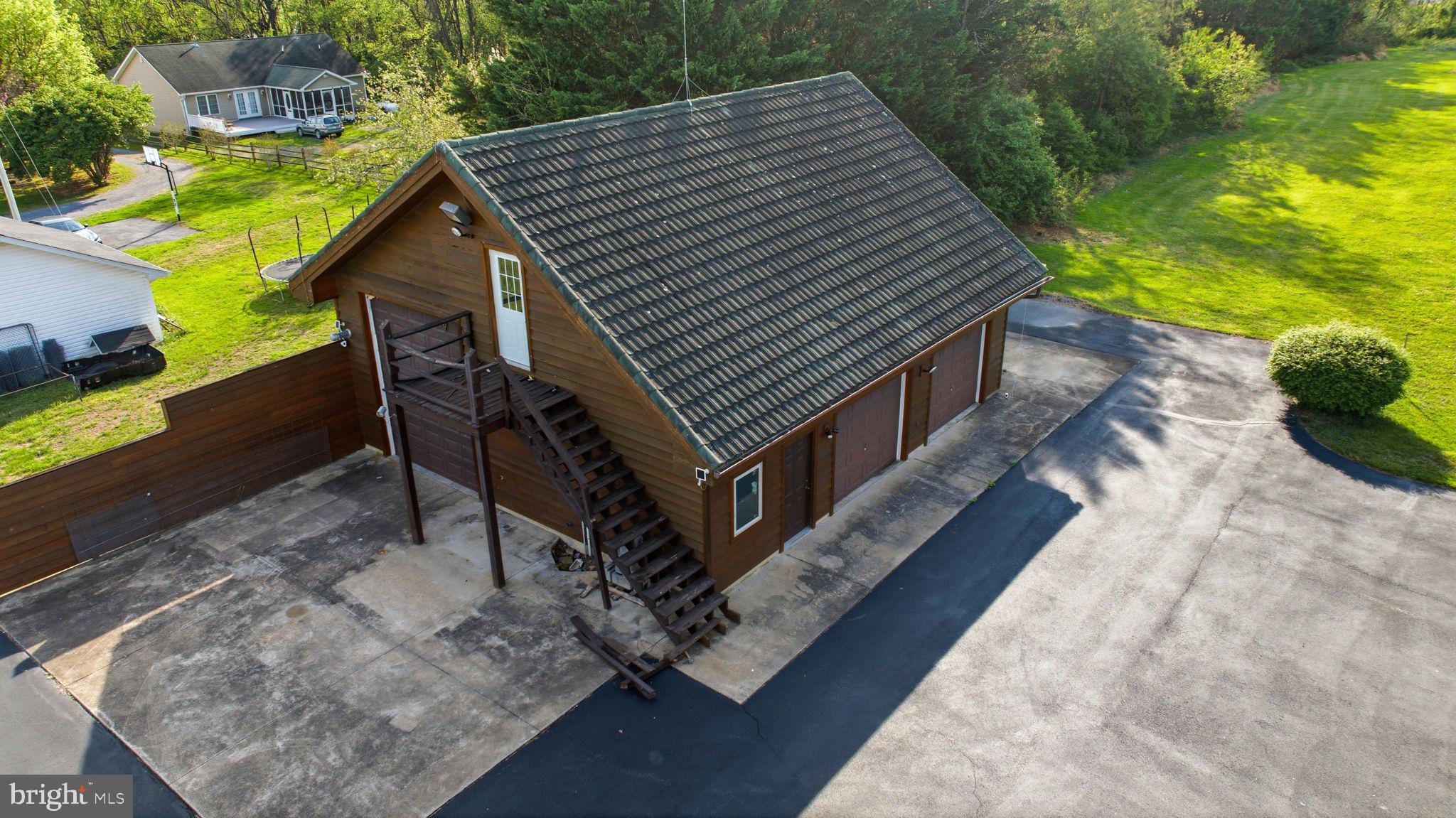 HIGH POINTE - Residential