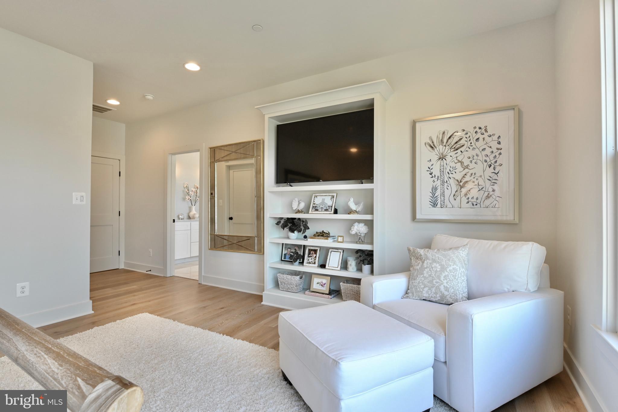 MAGOTHY BEACH - Residential