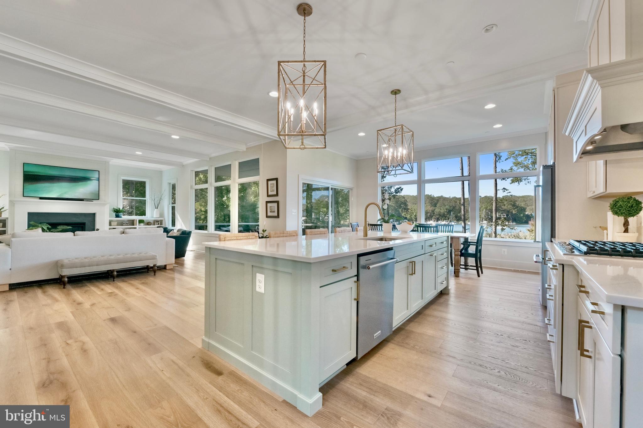 MAGOTHY BEACH - Residential