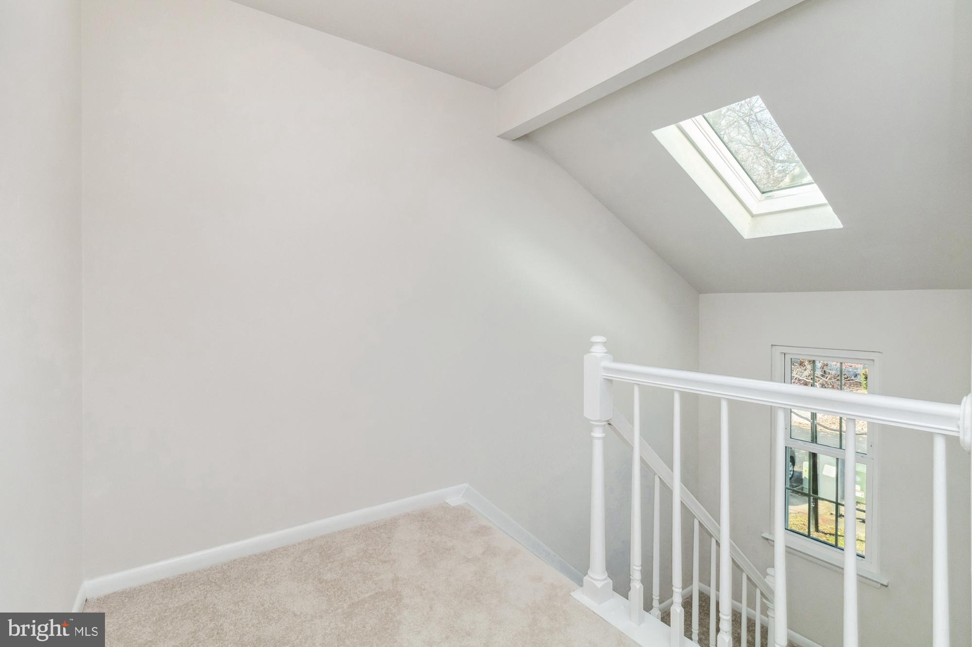 SOUTH HAMPTON - Residential