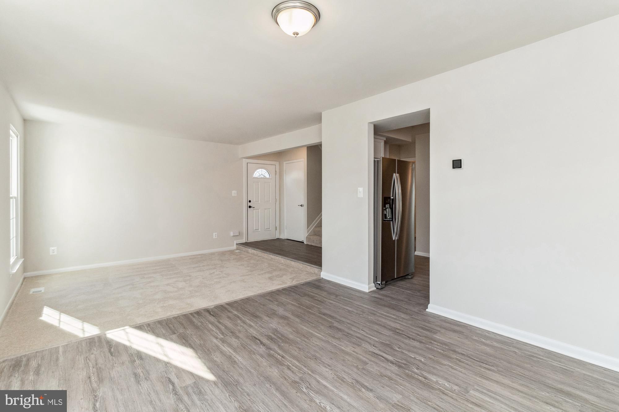 SOUTH HAMPTON - Residential