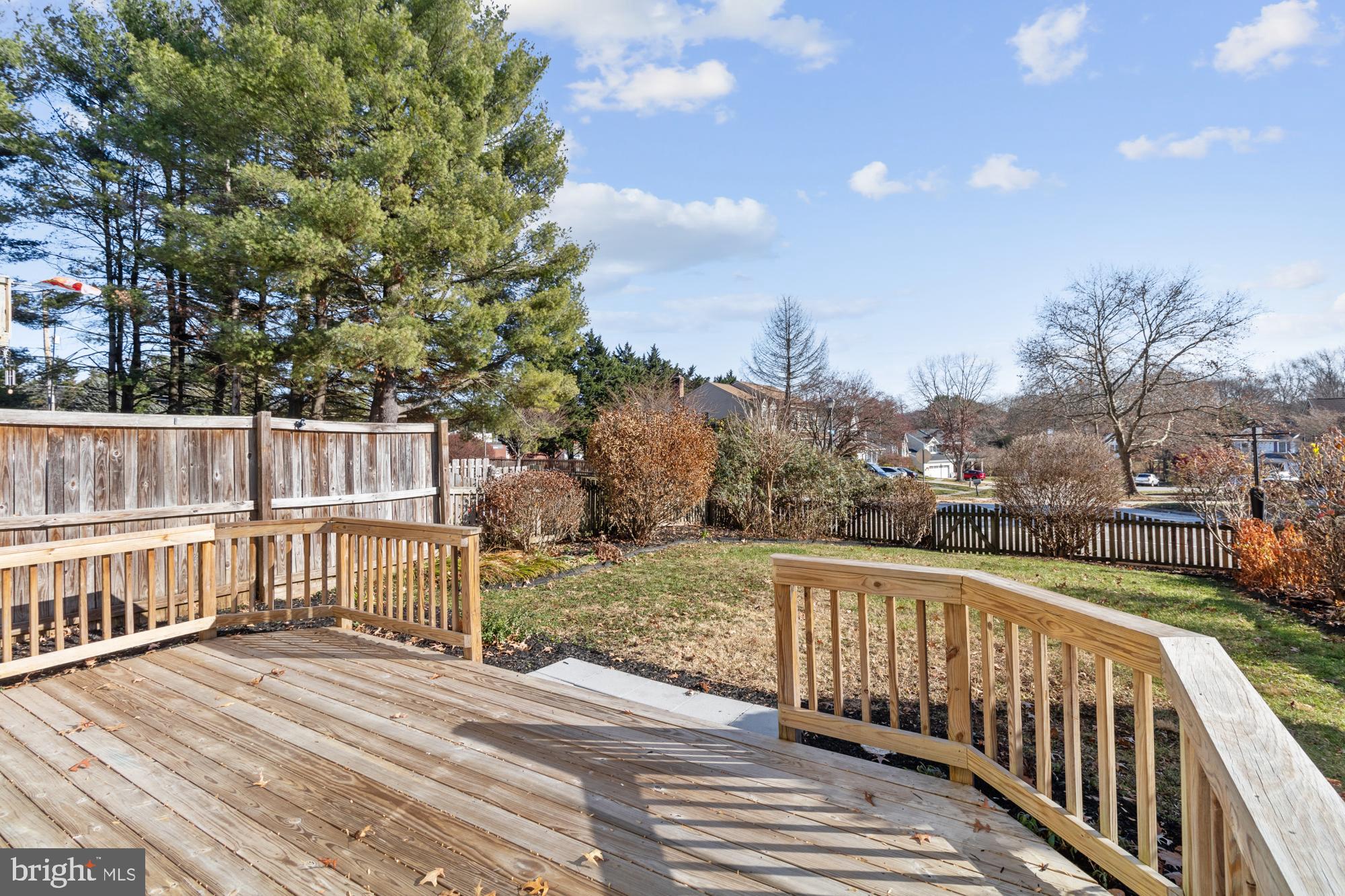 SOUTH HAMPTON - Residential