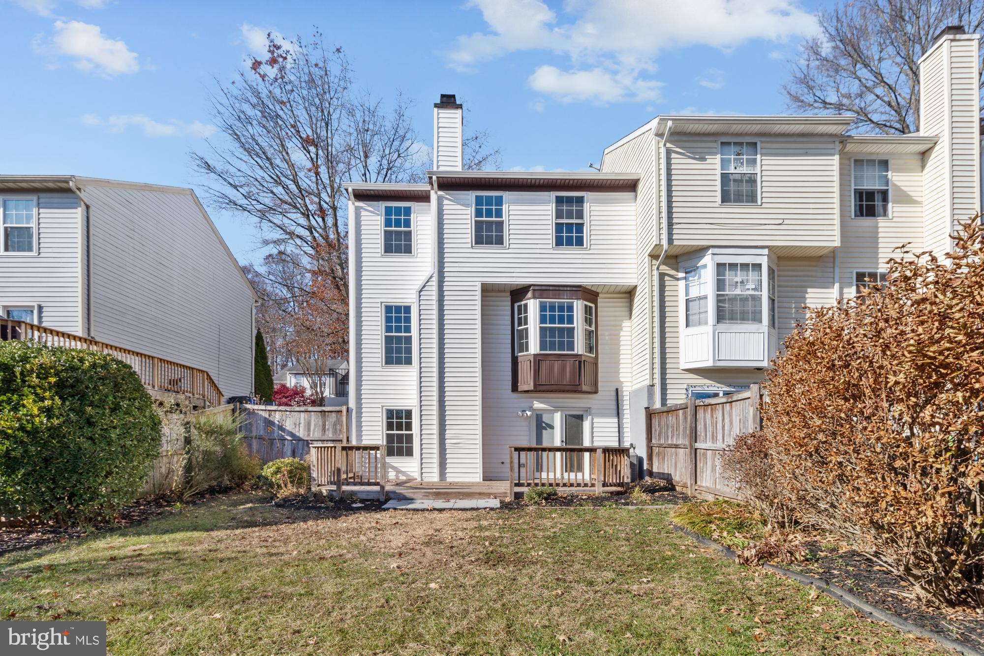 SOUTH HAMPTON - Residential