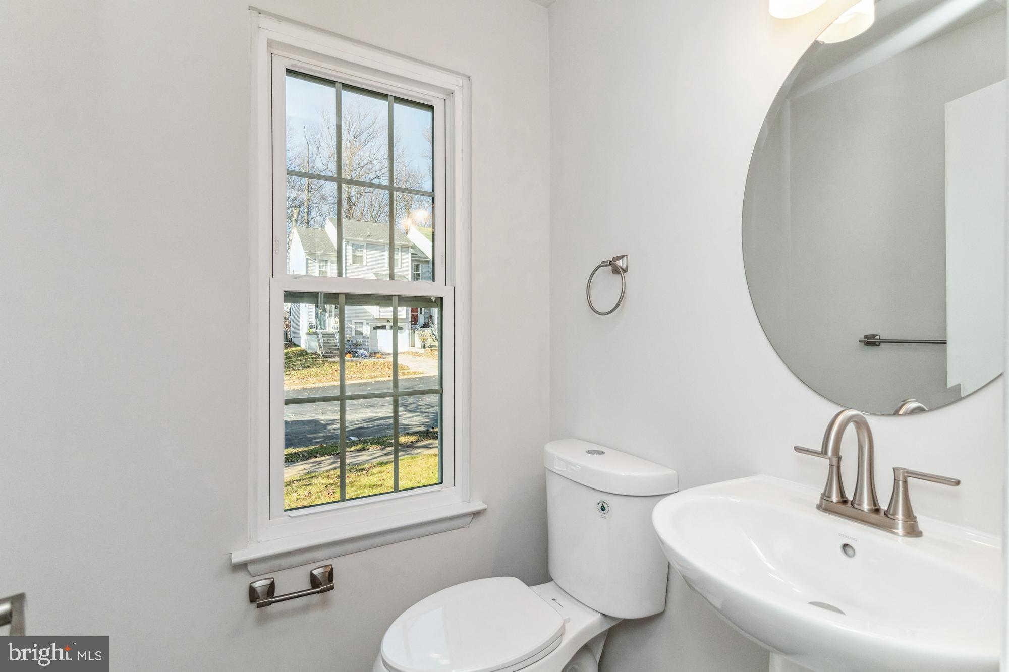 SOUTH HAMPTON - Residential
