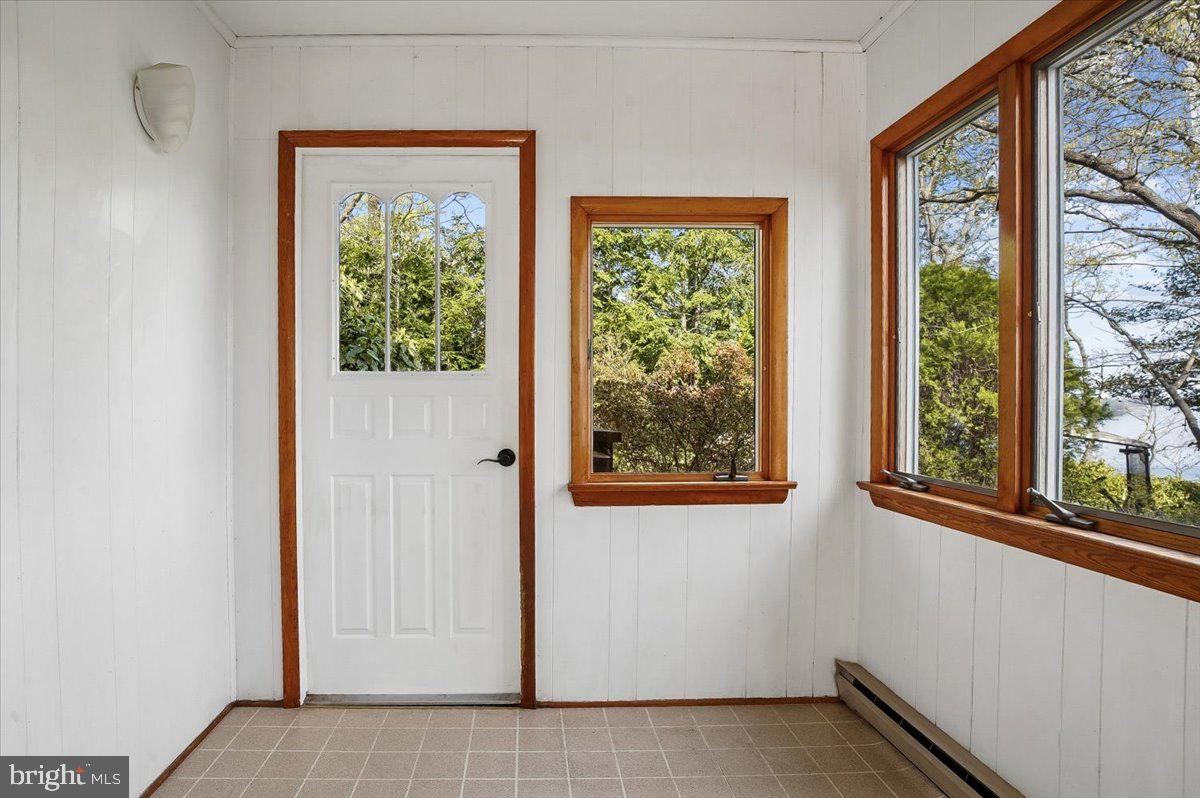 SHERWOOD FOREST - Residential