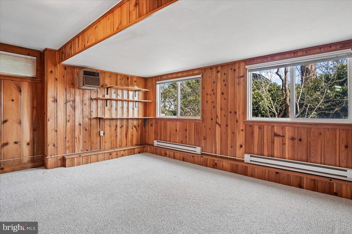 SHERWOOD FOREST - Residential