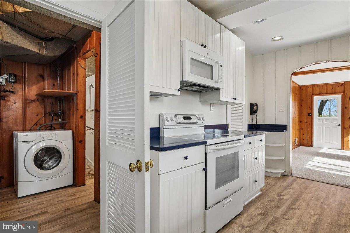 SHERWOOD FOREST - Residential