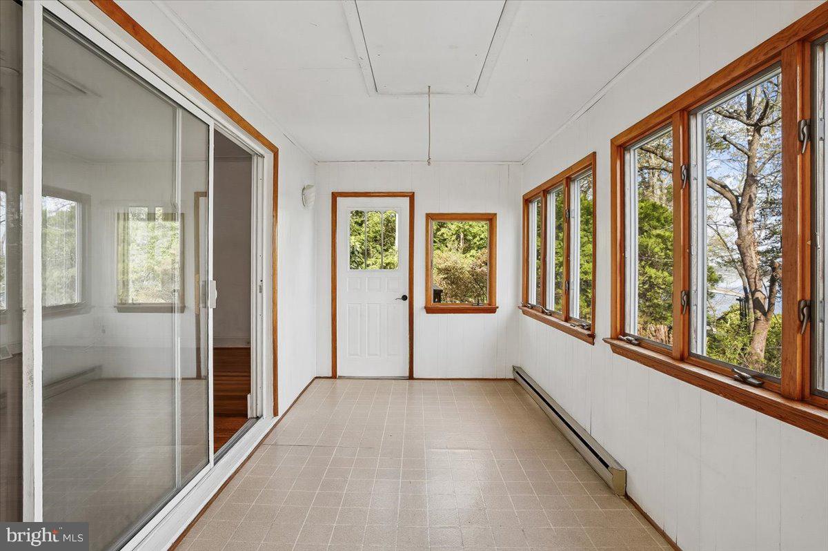 SHERWOOD FOREST - Residential