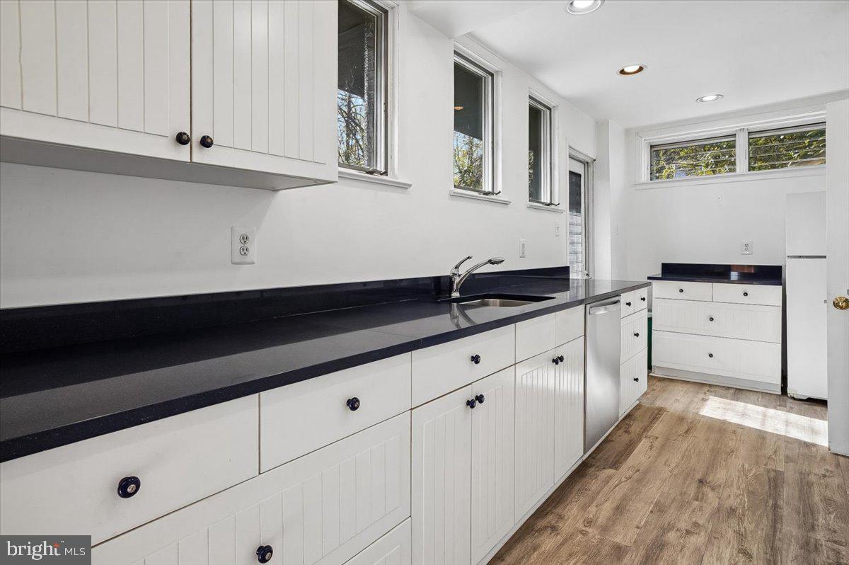 SHERWOOD FOREST - Residential