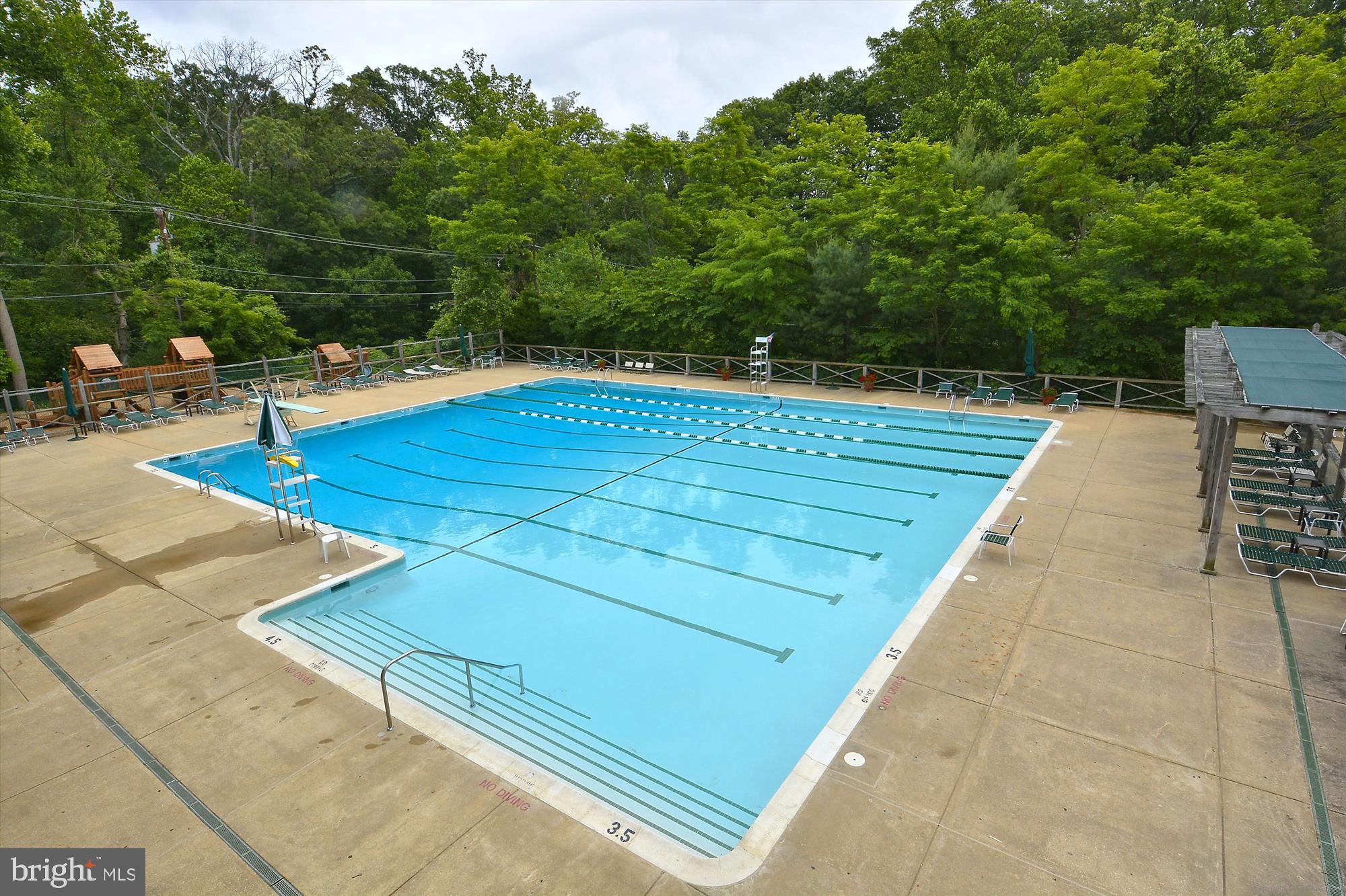 SHERWOOD FOREST - Residential