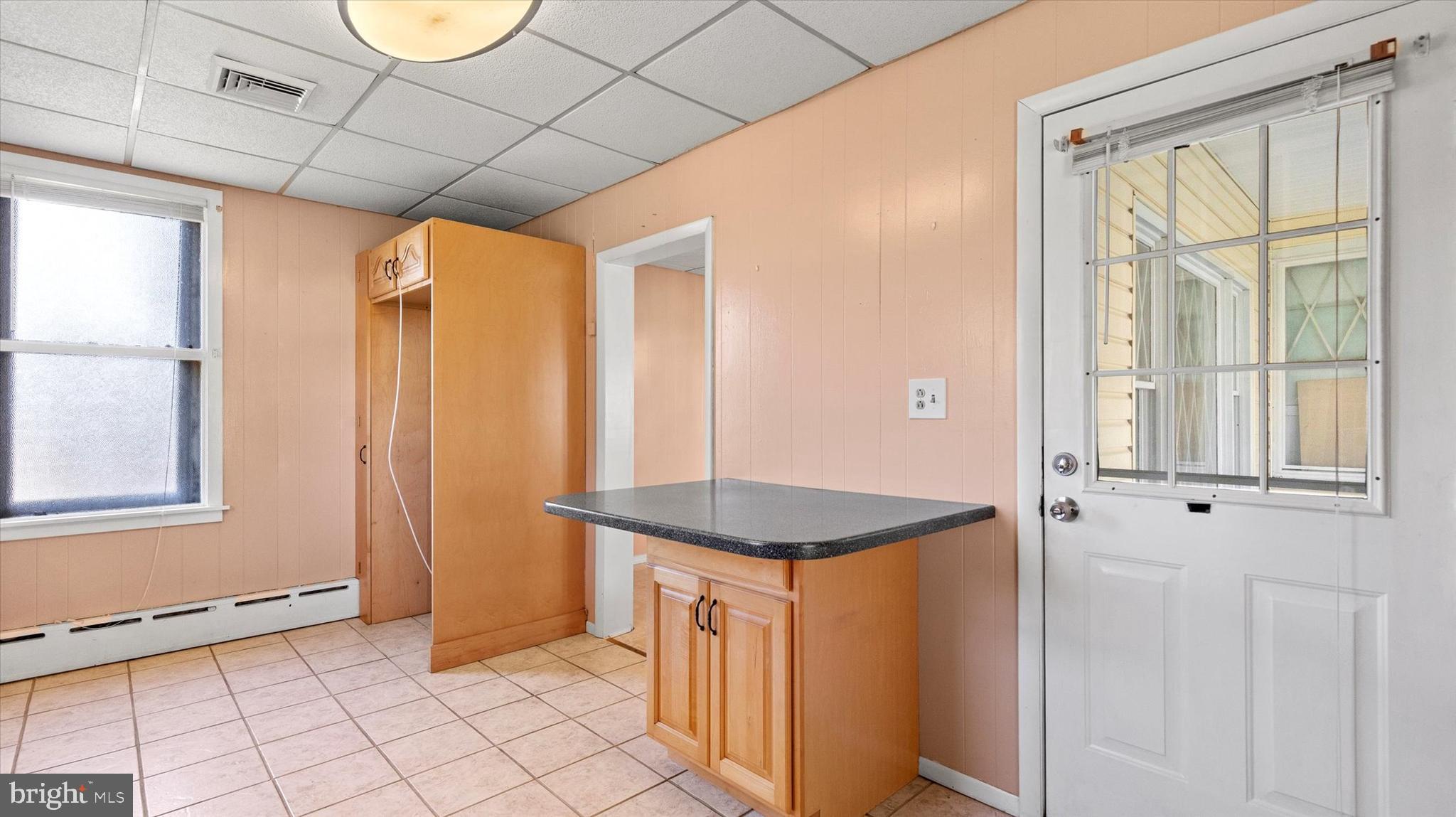 RESIDENTIAL - Residential