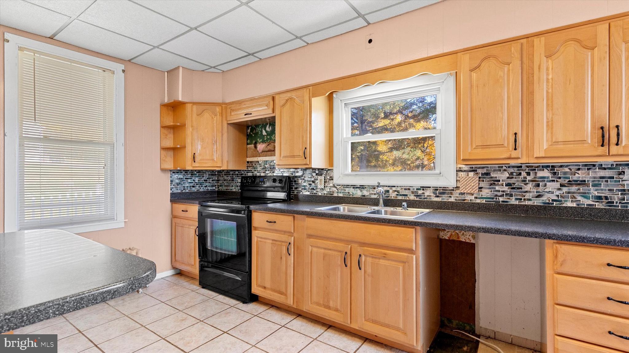 RESIDENTIAL - Residential