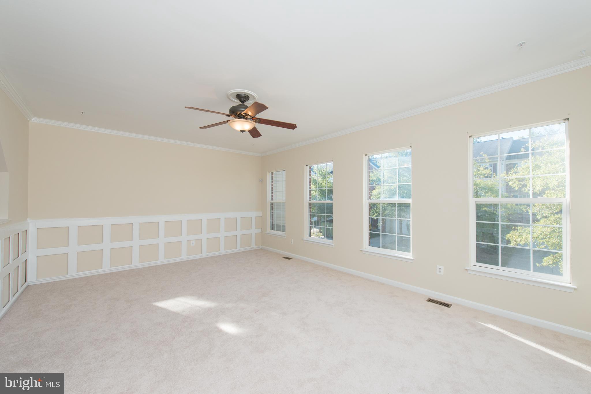 SEVEN OAKS - Residential