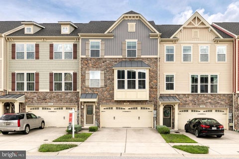 Townhouse For Sale - 508 Fox River Hills Way<br/> GLEN BURNIE, MD 21060