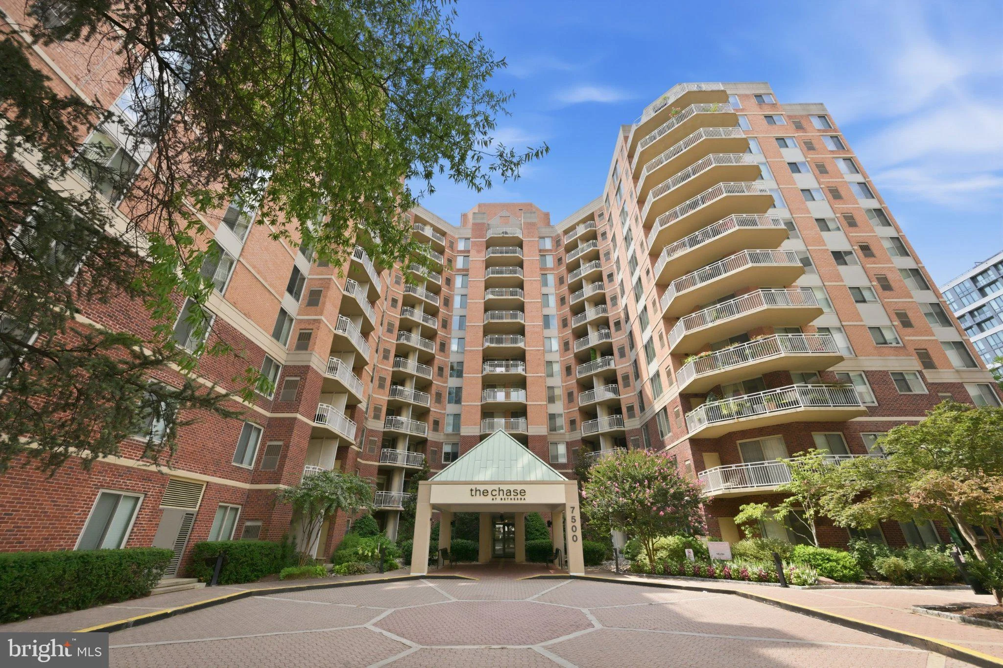 7500 Woodmont Avenue Unit S1019