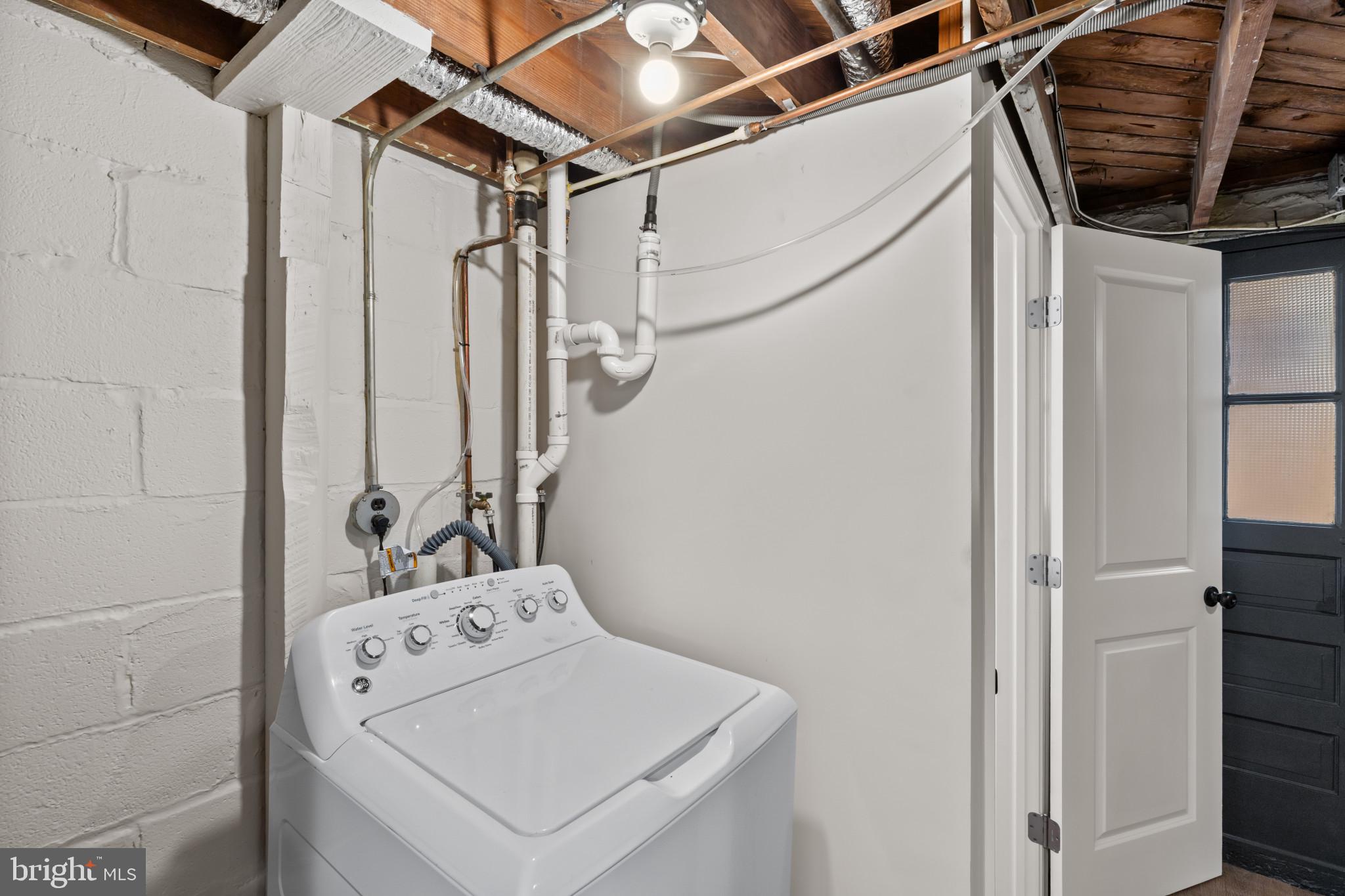 HOES HEIGHTS - Residential