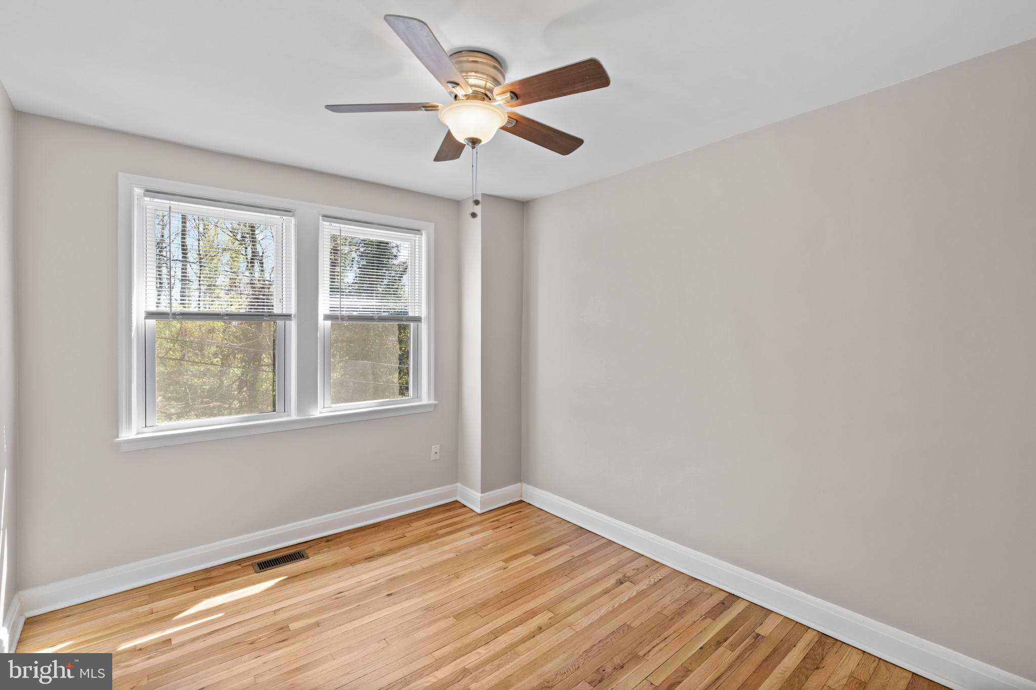 HOES HEIGHTS - Residential